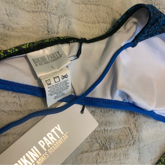 NWT Wrap Around Bikini - Picture 11 of 11